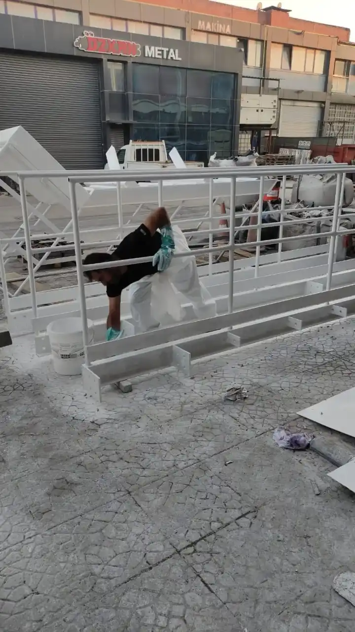 Özyıl Boya Profesyonel Epoksi Zemin Uygulaması 130