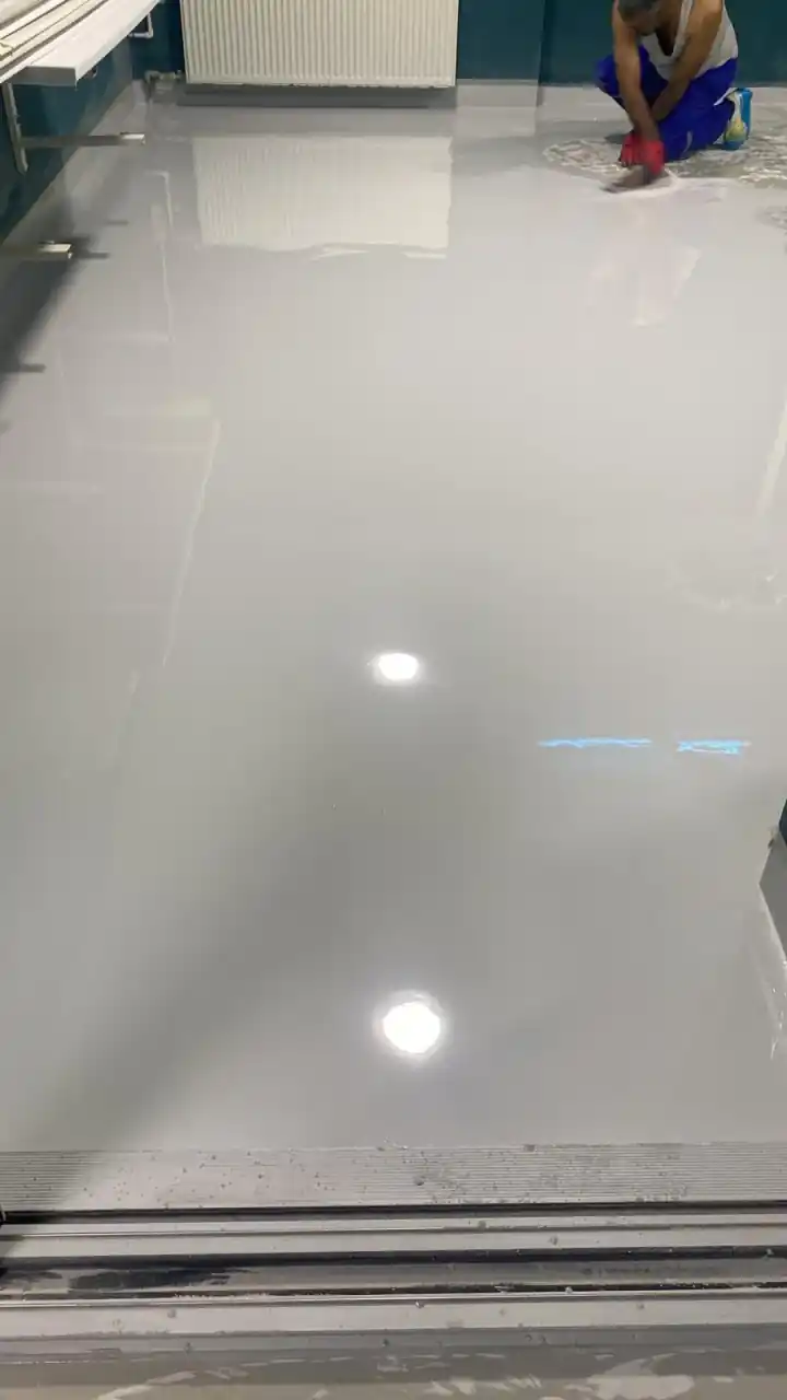 Özyıl Boya Profesyonel Epoksi Zemin Uygulaması 16